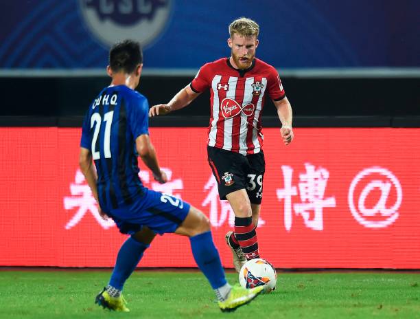 在乒乓球场 在乒乓球场